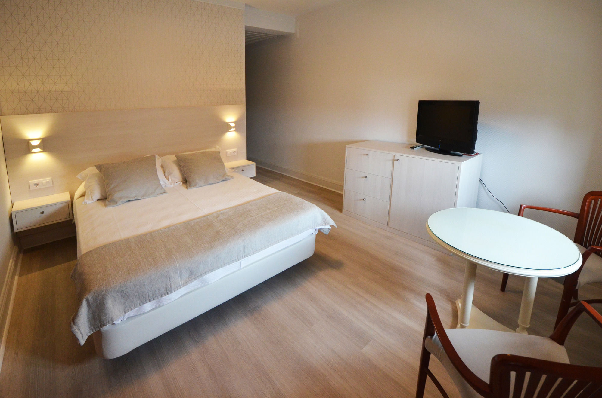 Hostal Vista Alegre Castro Urdiales Exterior photo